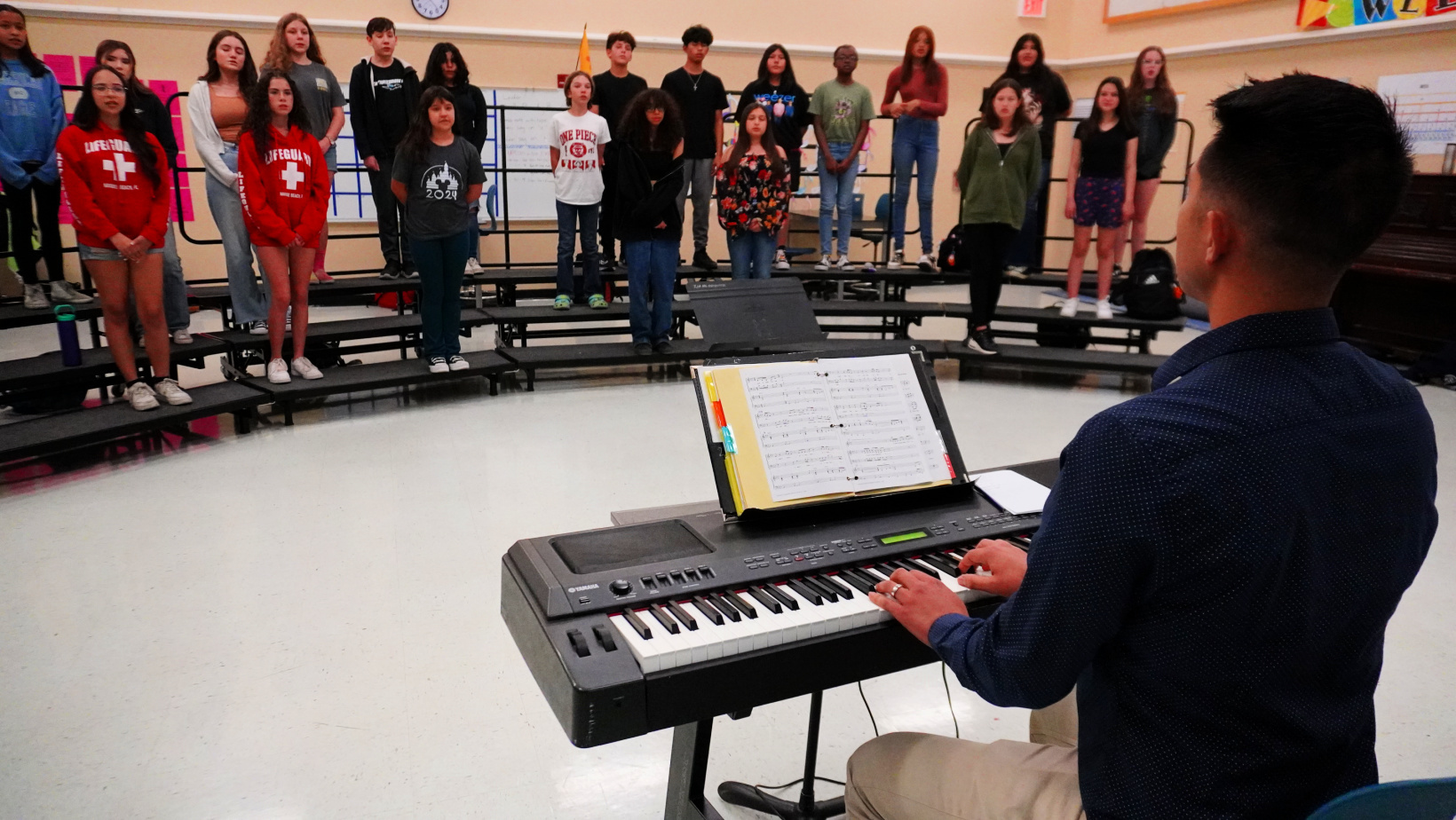 邦楽 V.A initial impulse SCHOOL YOUTH Zia Choir to Share Stage with Legendary 80s Band Foreigner | Las