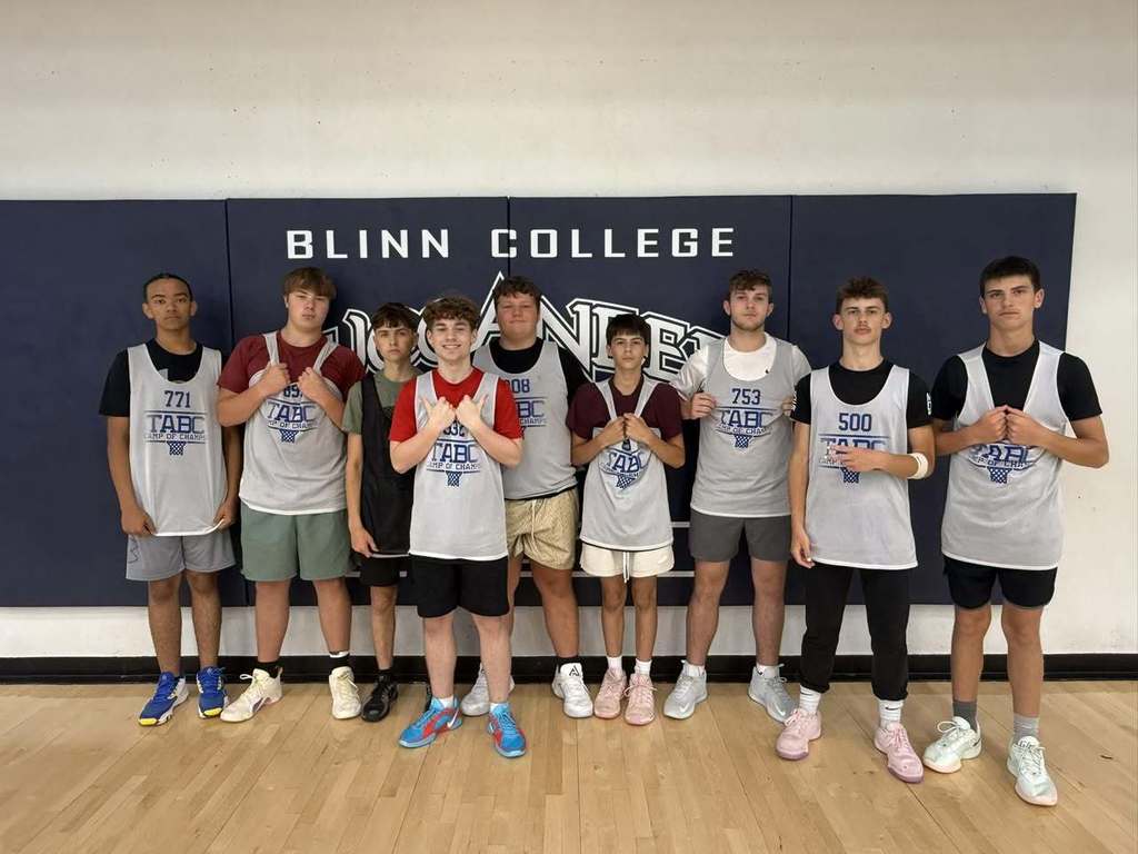 group of kids smiling in group photo