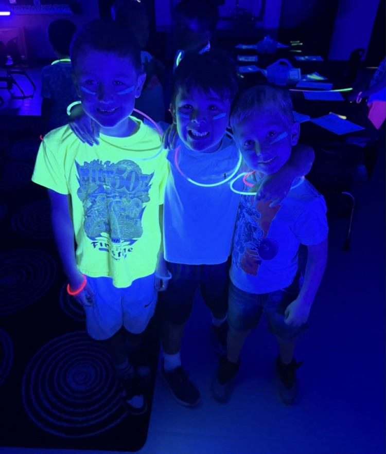 Glow Party