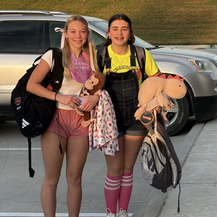 Freshman dress like babies