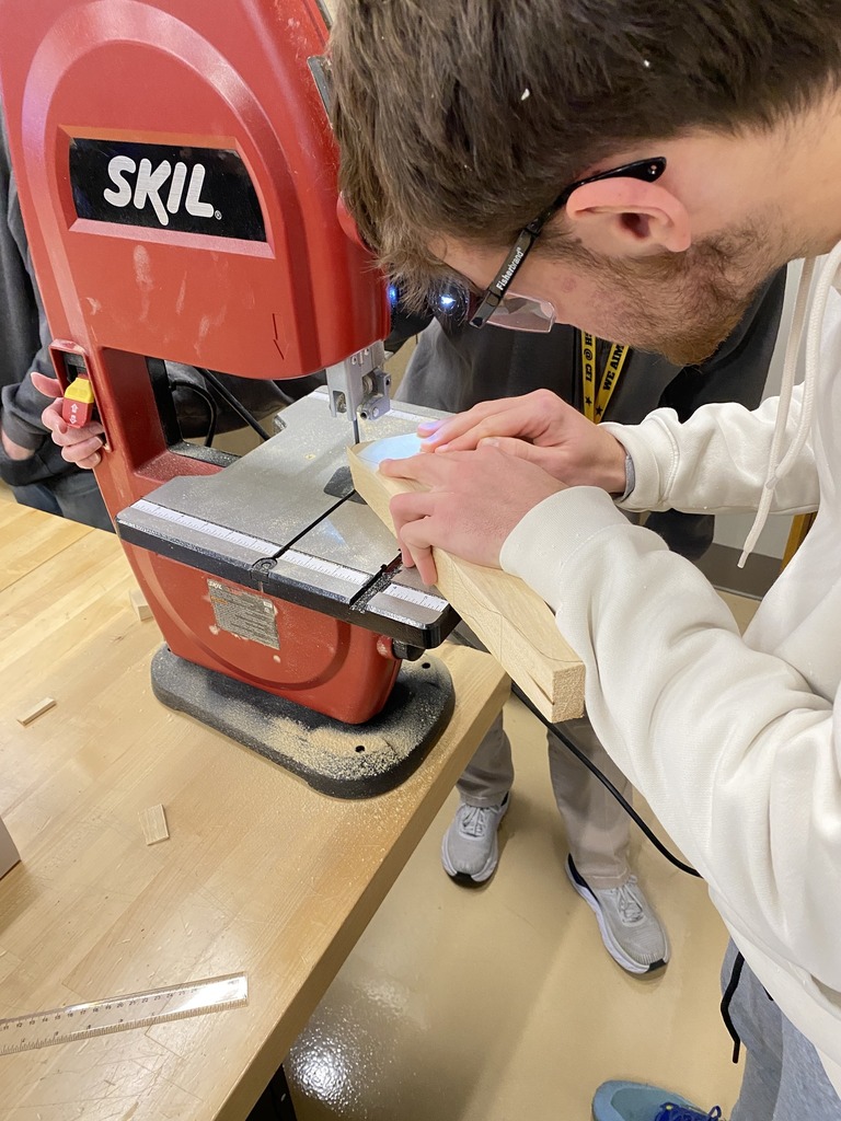 Trimming pieces for dragster
