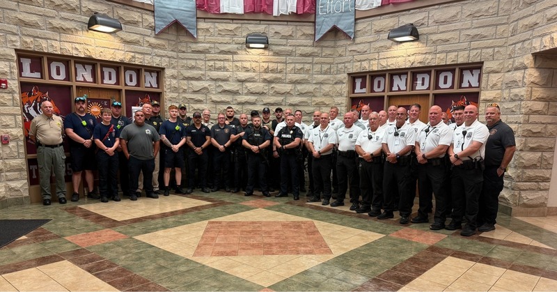 Joint training at London Elementary with Laurel Sheriff Department, London Police Department, and London Fire with Dept with School SRO's