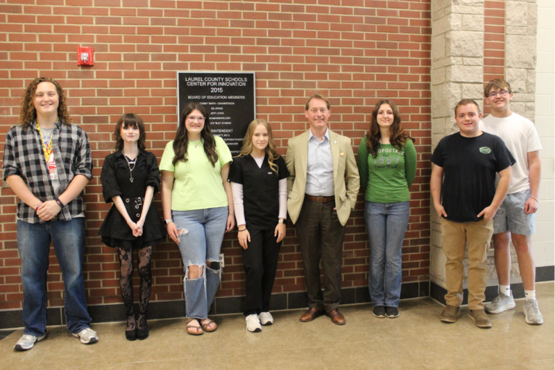 CFI Students Ambassadors with Secretary of State Adams