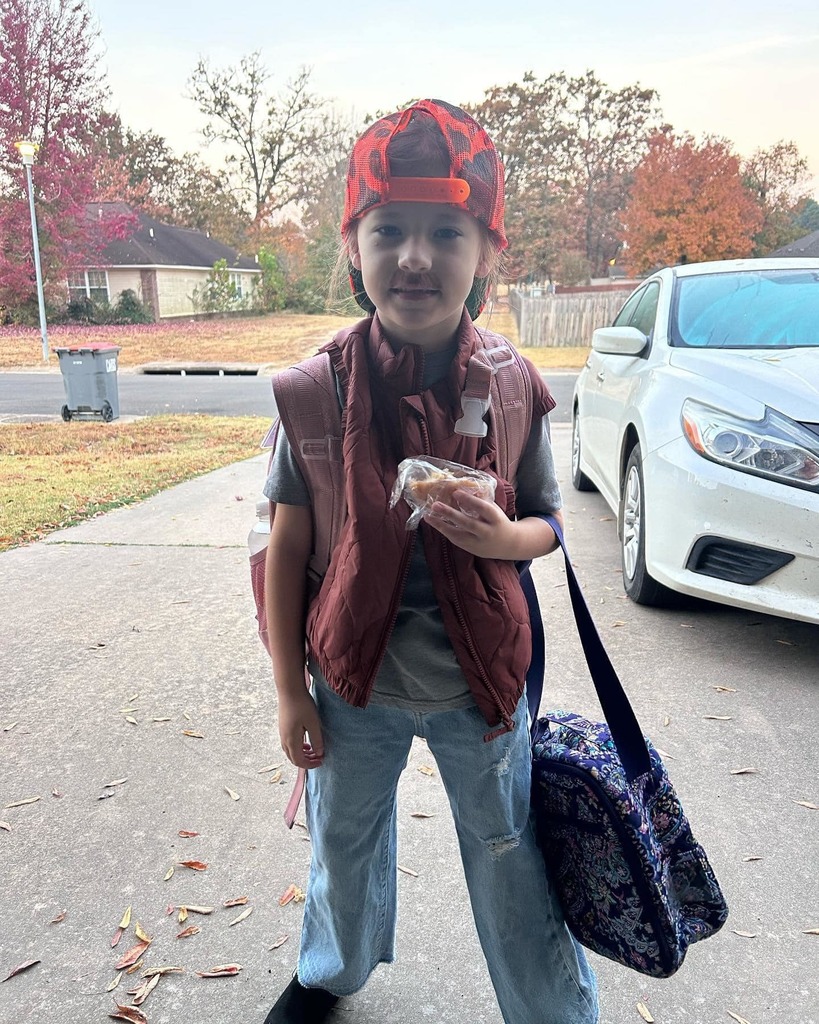 Red Ribbon Week Day 1: Dress as your favorite celebrity.