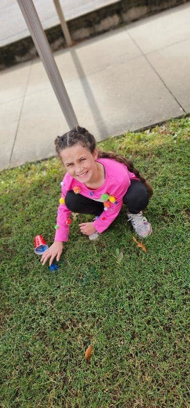 Our 4th grade Arrows had a fun and exciting time with their science project.