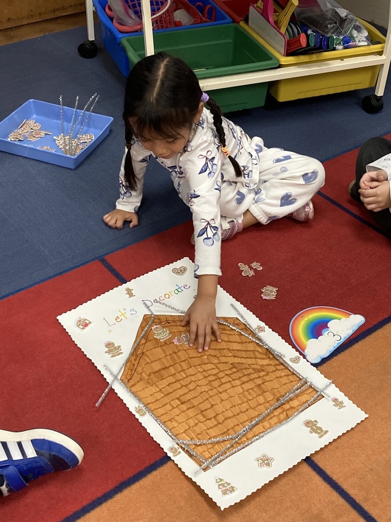 building gingerbread house
