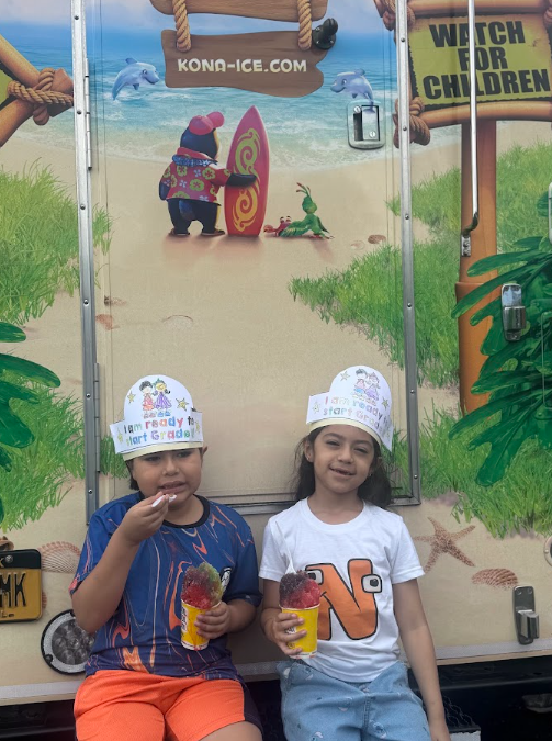Students with kona ices