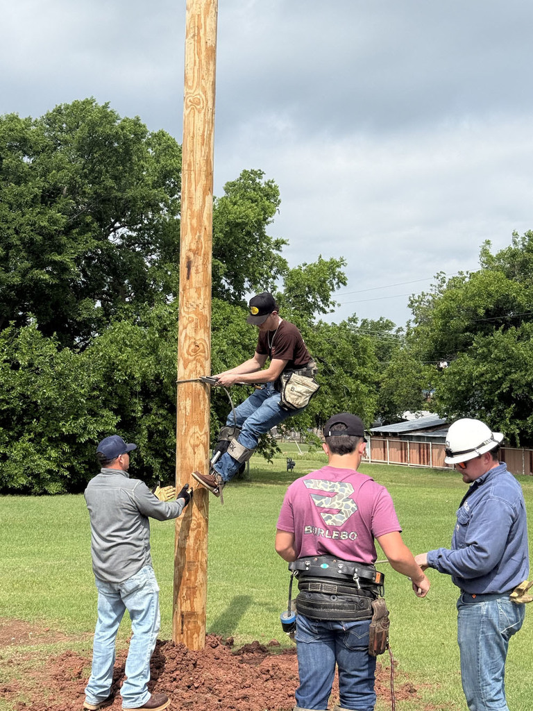 lineman1