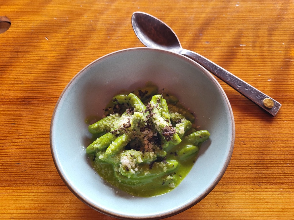 Culinary arts students at the Newport Inn