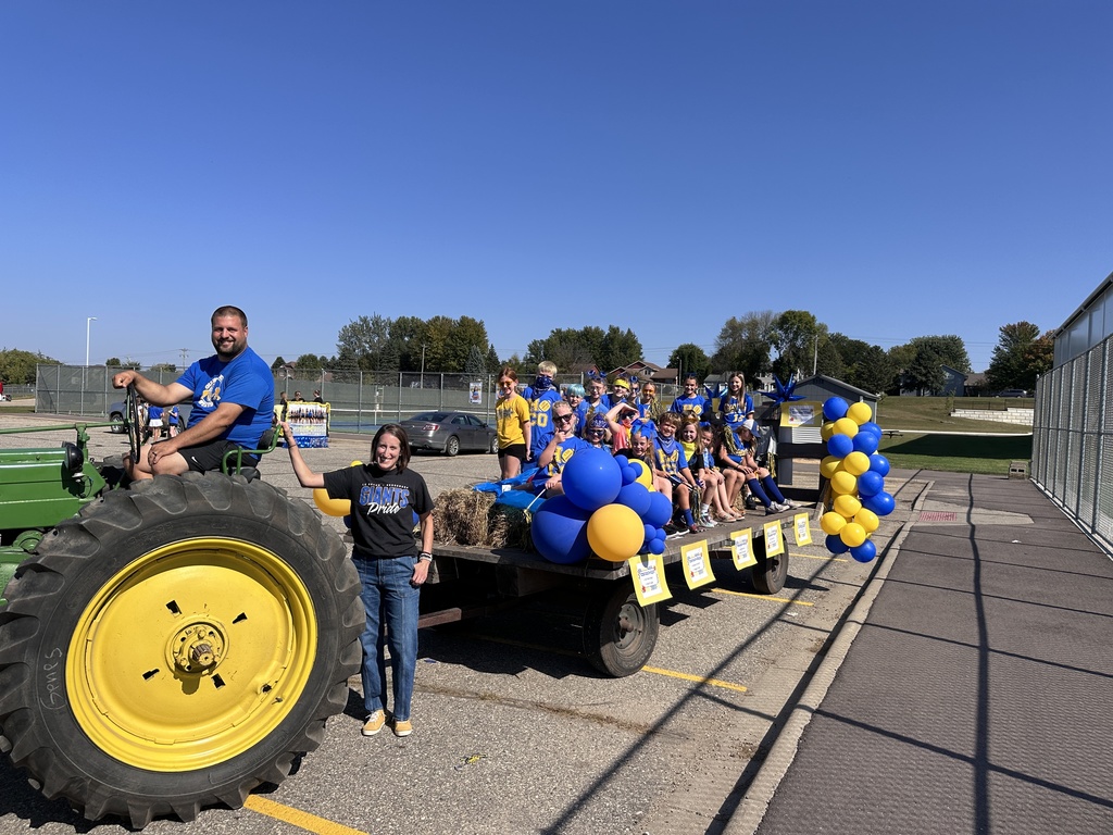 LSH Elementary Student Council sure knows how to show school spirit!  Students had a blast riding in the parade and represented LSH well.  