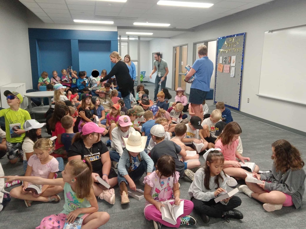 📚🦁 A big THANK YOU to the LeSueur Lions Club! 🦁📚 We are so grateful for your generous gift of dictionaries to our 3rd grade students. Your continued support of literacy and learning makes a lasting impact on our young learners. Watching the students flip through their very own dictionaries with curiosity and excitement was truly heartwarming. These books will be a valuable tool as they grow their vocabulary, reading skills, and love for learning. Thank you for investing in our kids and our community! 💛📖 #ThankYouLions #LeSueurLions #CommunitySupport #LiteracyMatters #GratefulHearts