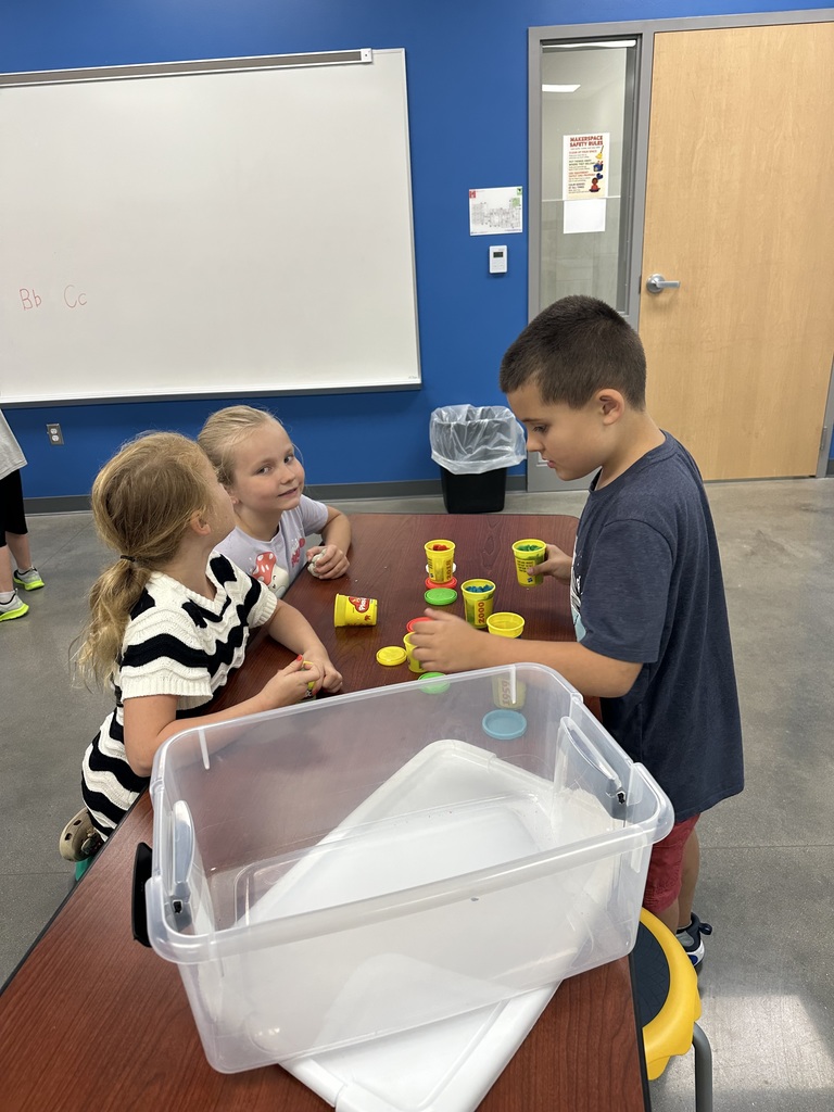 2nd graders had a blast trying out stations in the makerspace to practice the rules.