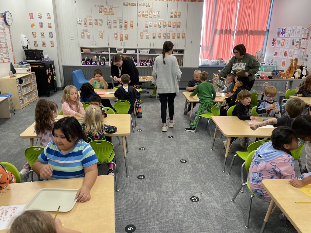 Our second month of classroom buddies was a blast! Mrs. Floersch’s kindergarteners and Ms. Eischens’ second graders put their engineering skills to the test by building candy pumpkin catapults. There was so much laughter, teamwork, and flying pumpkins! We can’t wait to see what fun November brings! 🎃