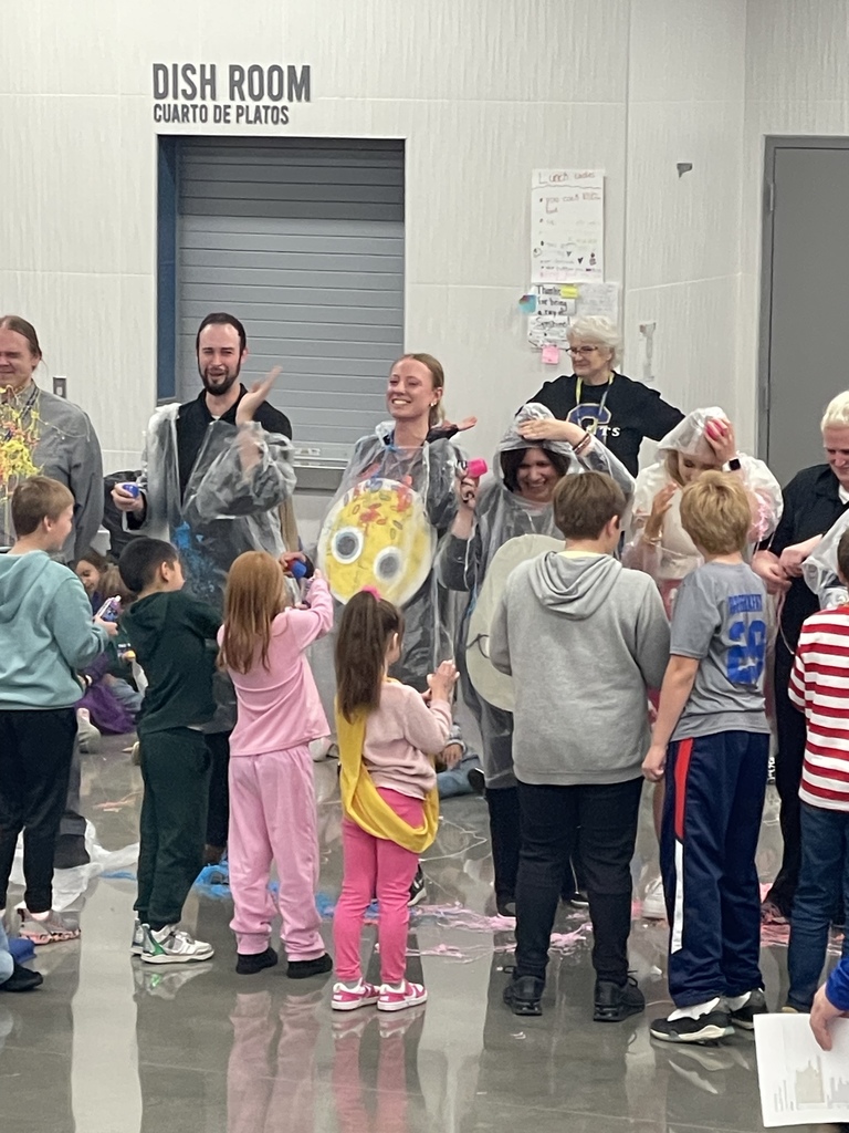 🎉 What a fun day at LSH Elementary! Our students celebrated meeting their Kind-a-thon goals by getting to silly string their teachers! 😄 A huge THANK YOU to our amazing PTO for organizing such a successful and exciting fundraiser — your hard work and creativity made it all possible! 💙 #LSHElementary #Kindathon #SchoolSpirit #ThankYouPTO