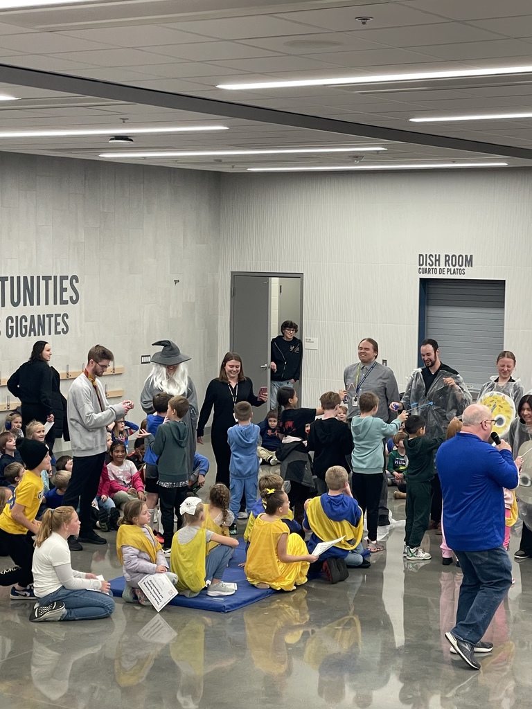 🎉 What a fun day at LSH Elementary! Our students celebrated meeting their Kind-a-thon goals by getting to silly string their teachers! 😄 A huge THANK YOU to our amazing PTO for organizing such a successful and exciting fundraiser — your hard work and creativity made it all possible! 💙 #LSHElementary #Kindathon #SchoolSpirit #ThankYouPTO
