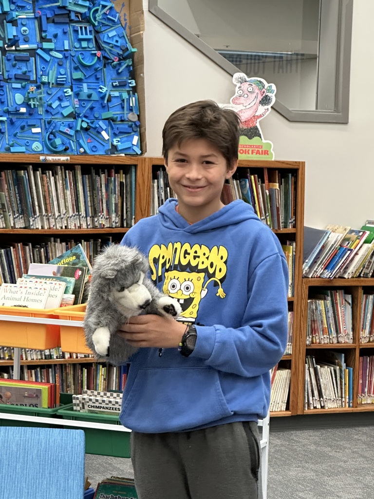 5th graders showed off their story telling skills with a visit from Ms. Nancy.