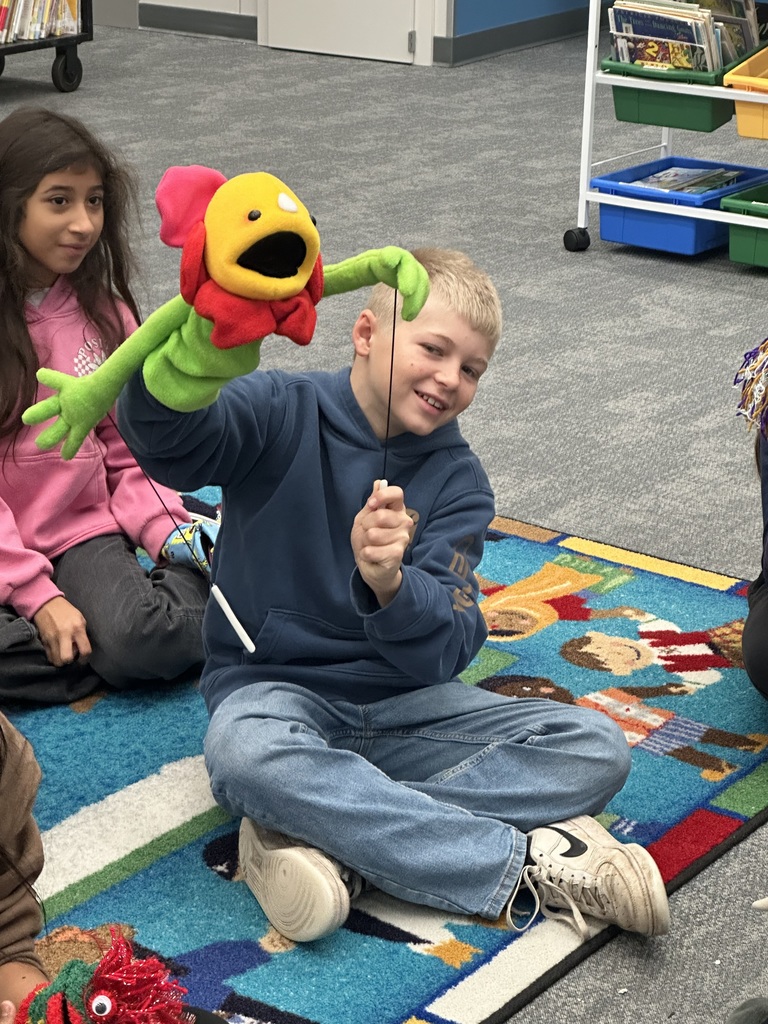 5th graders showed off their story telling skills with a visit from Ms. Nancy.