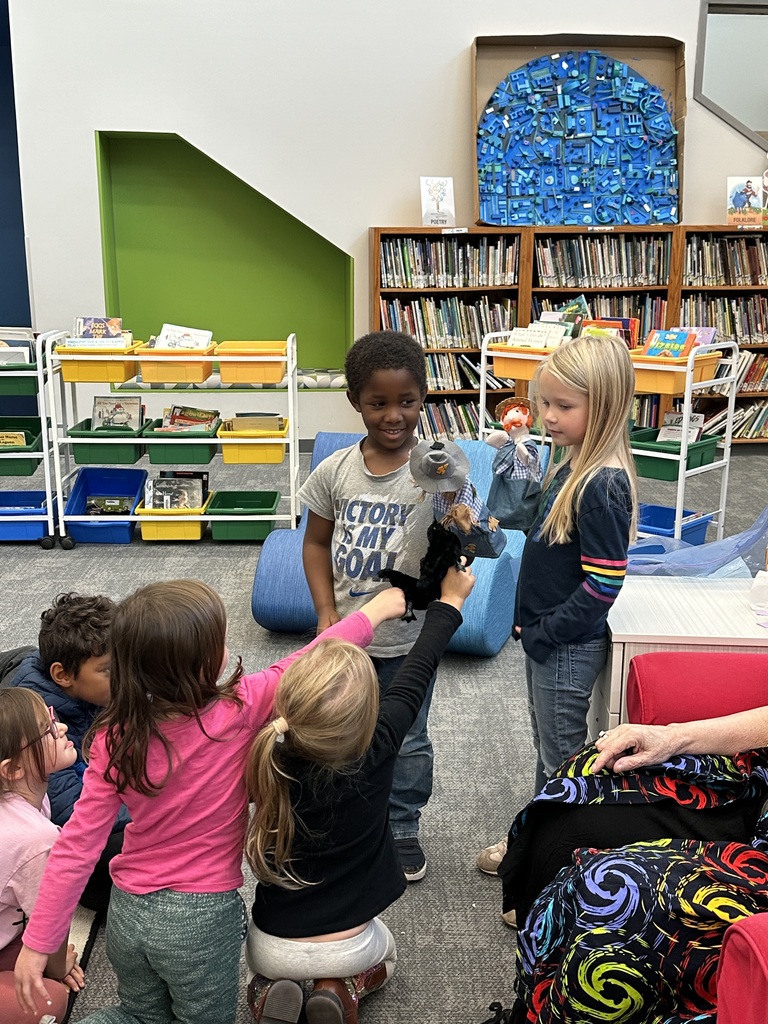 Kindergarten and 1st graders loved learning to tell stories with Ms. Nancy and her puppets!