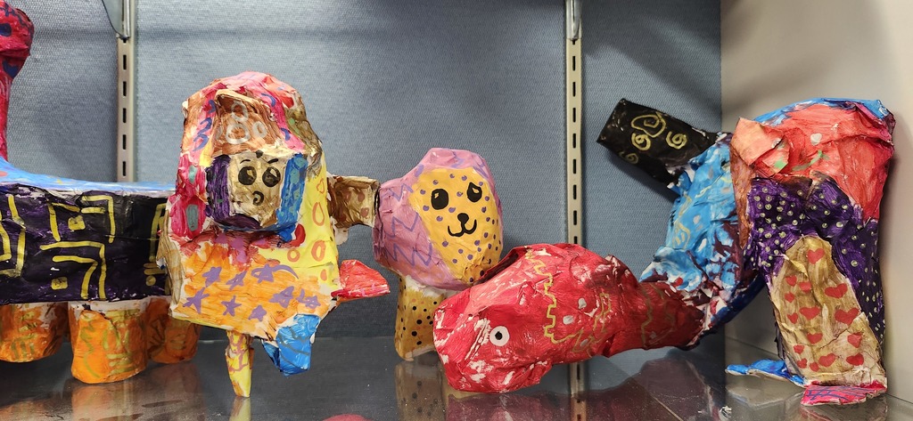 Reminder if your child has completed their alebrije inspired imaginary animal sculpture, they will be on display at school tonight from 4-7:30pm. Students are allowed to take them home tonight if they have uploaded photos of them in Google classroom for grading. If you are unsure feel free to ask me.