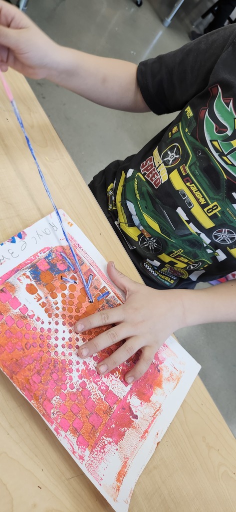 In art, 3rd graders had fun layering on top of their monoprints/gelli prints with stitching today. I love how thoughtful they were about where they placed the stitching.