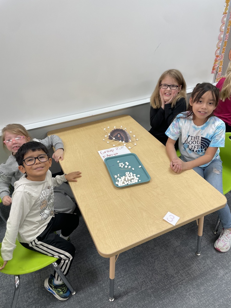 On Friday, Mrs. Floersch’s kindergarteners and Ms. Eischens’ second graders teamed up for another Buddy Day! This visit included building cages for Turkey Tom, reading Turkey in Disguise, and of course enjoying a sweet treat! It was such a wonderful experience watching our little engineers hard at work and having fun together! 🦃💛