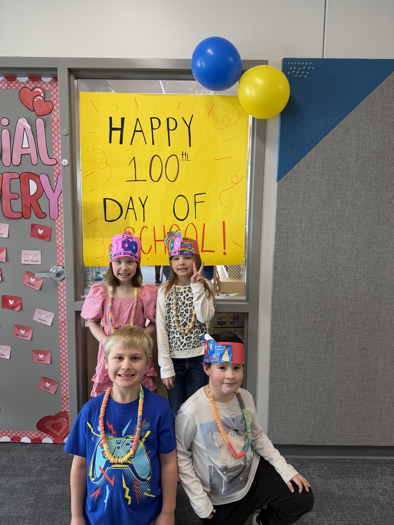 First Graders in Mrs. Meyer's class celebrated the 100th day of school by making necklaces out of 100 fruit loops. We worked on counting by tens and using ten frames! 