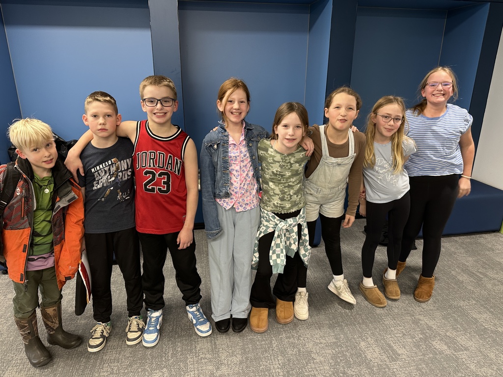 Many kids enjoyed participating in dress up days last week.   The following pictures represent "Dress as your favorite book character" and "Dress like 100 years old" for the 100th day of school. 