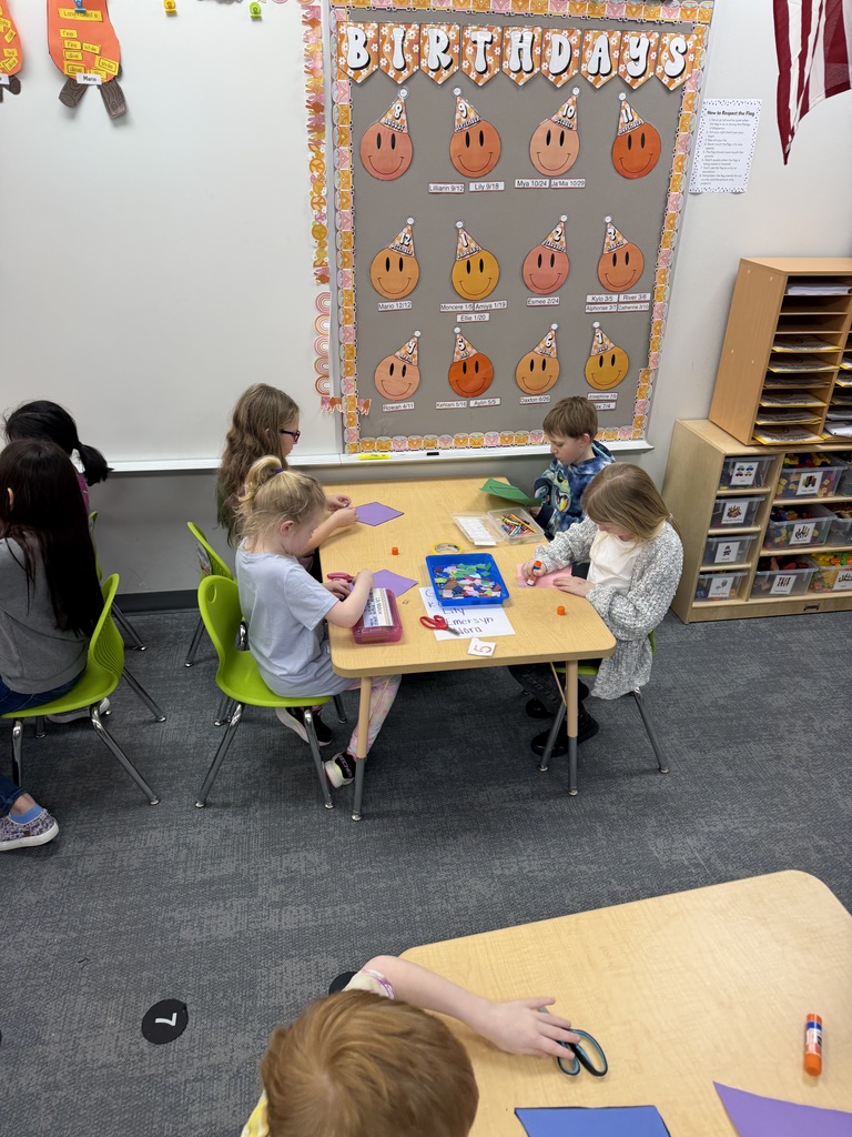 On Friday, Ms. Eischens’ second graders and Mrs. Floersch’s kindergarteners came together for a special buddy activity to build kites! The older students did an amazing job guiding and encouraging their kindergarten partners, showing patience, kindness, and leadership every step of the way. Together, they carefully designed and created their kites, helping one another and celebrating each little success along the way. There were so many smiles, laughs, and proud moments as their creations started to come to life. It was so fun to see friendships grow and teamwork shine between the two classes! We couldn’t have asked for a better way to welcome the first day of spring than by collaborating, creating, and making such sweet memories together. 🌸🪁💛
