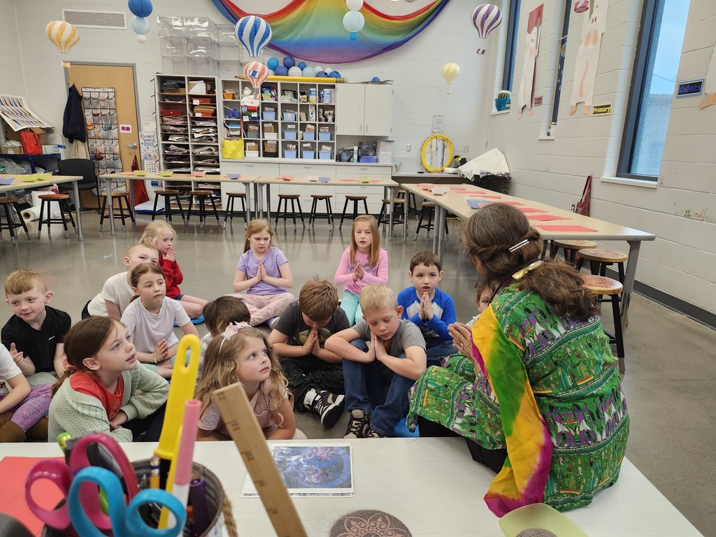1st graders learned about temporary art with guest artist, Shakun. This programming is supplrted by the Minnesota State Arts Board with funds appropriated by the MN State Legislature via the people of MN.
