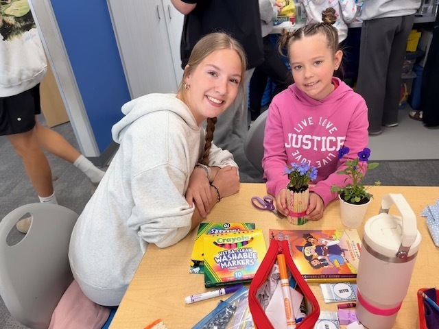 Happy May Day!  3rd graders enjoyed making baskets with their 10th grade buddies.  They are hoping to spread some cheer in the community to celebrate spring! 🌼