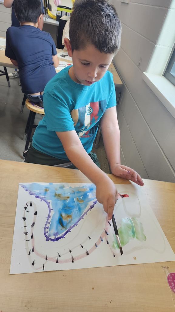 3rd Graders get ready for their fied trip to the Carnegie Arts Center in Mankato by exploring wet on wet and dry brush. The students will see a watercolor exhibit by artist, Suyao Tian and then go on the city sculpture walk. 