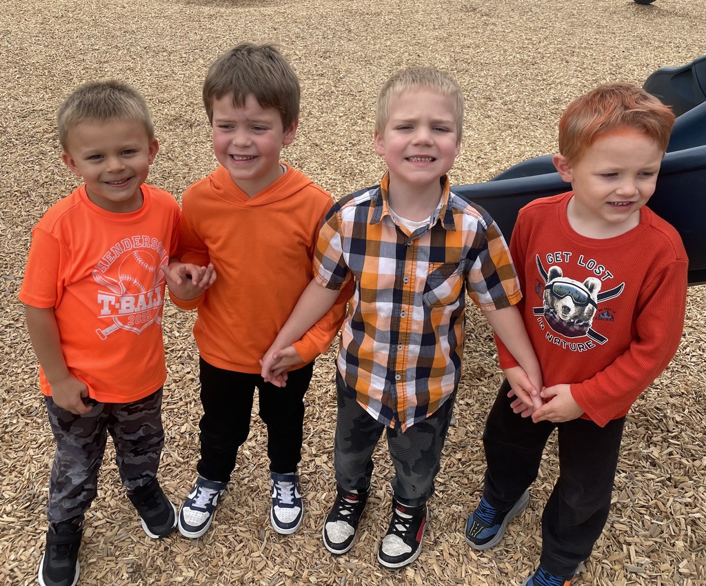 Class color day at LSH Elementary!