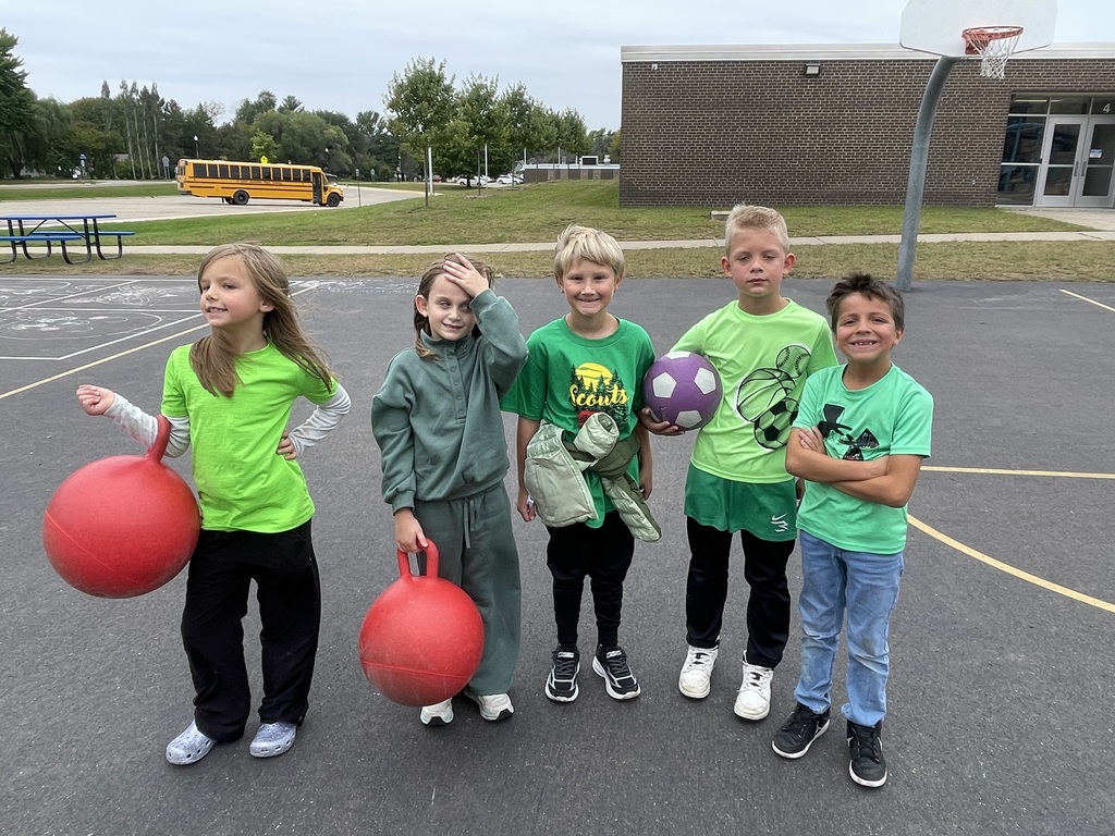 Class color day at LSH Elementary!