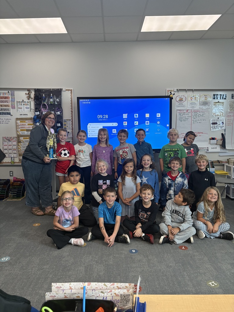 Ms. Eischens’ class was awarded the traveling kindness trophy for Tuesday, October 13.  We are excited to be spreading kindness to our school, families and communities. Keep bringing in your pink sheets!