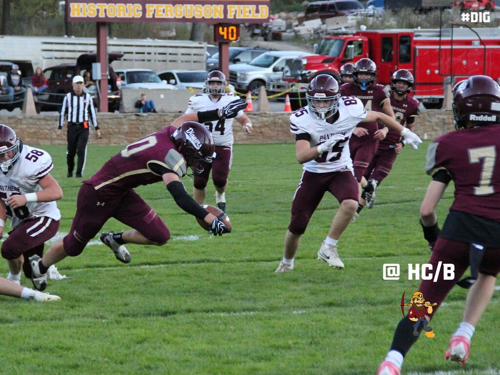 Golddigger Football is at Harding County/Bison