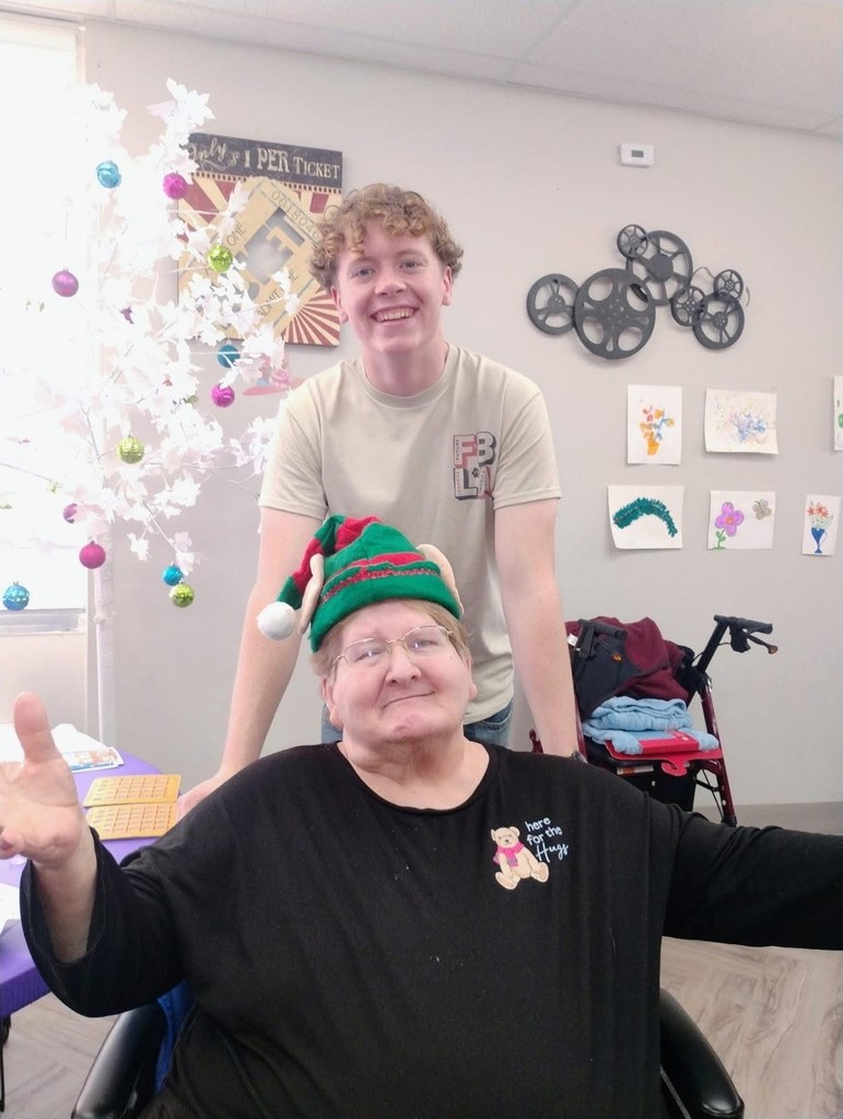 FBLA Members at Creekside at the Springs Nursing Home