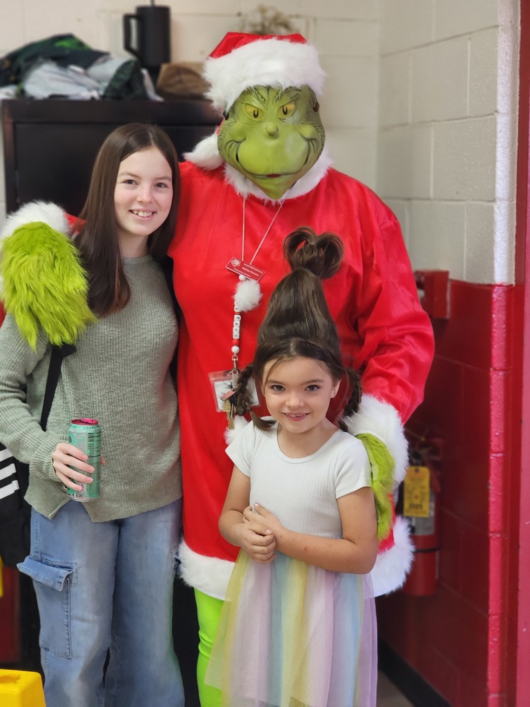 Grinch, Teagan, Erika