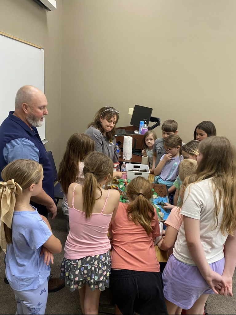 3rd graders had a great time at Northark's Ag Days last Friday! They learned about livestock, rations, and much more. 