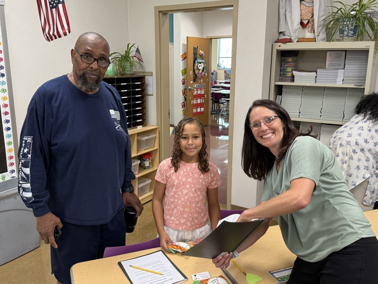 Mrs. Otten and 3rd grade families
