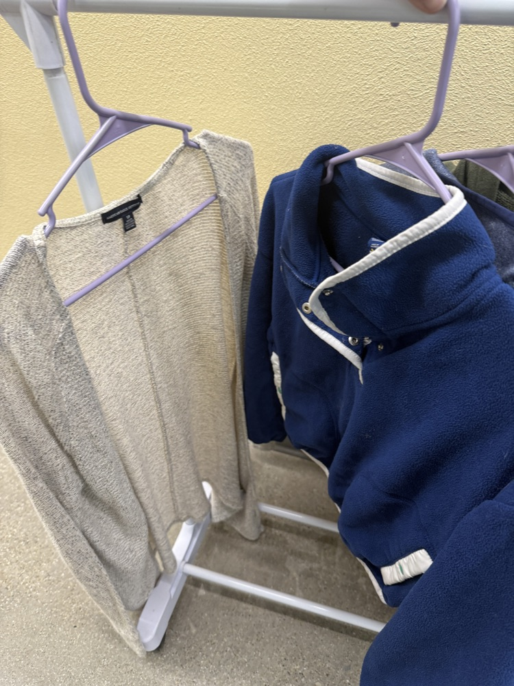 jackets and sweatshirts 