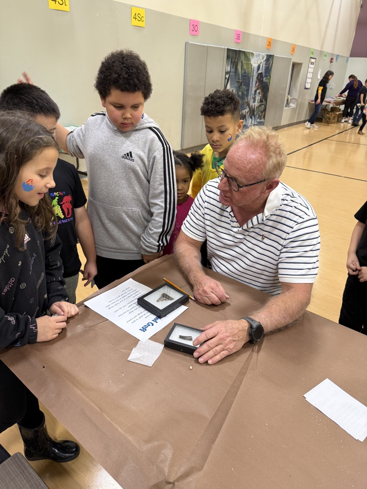 Mr. Jennings brought real dinosaur teeth