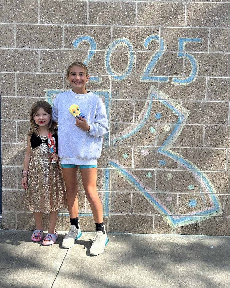 Big sister shows the way!