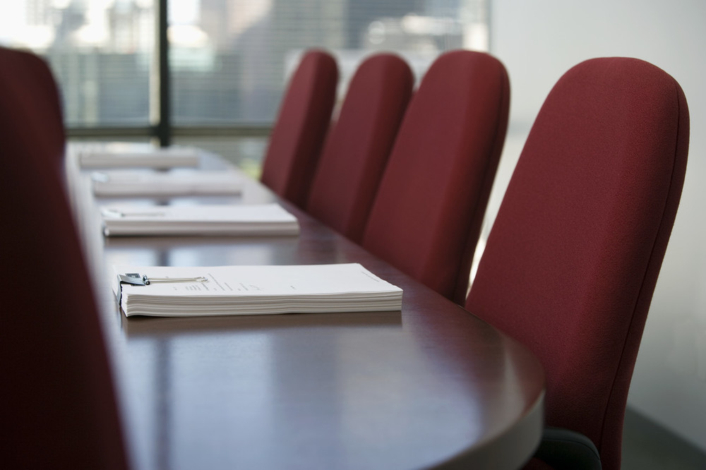 Business Table w/Chairs