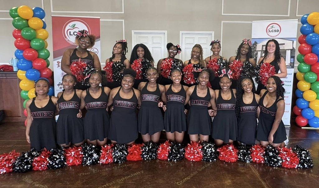 Shannon High cheerleaders