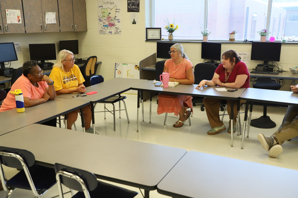 Veteran Teacher Panels at New Teacher Academy 2025