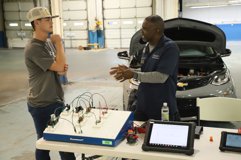 National Manufacturing Day Career Fair at CCCC