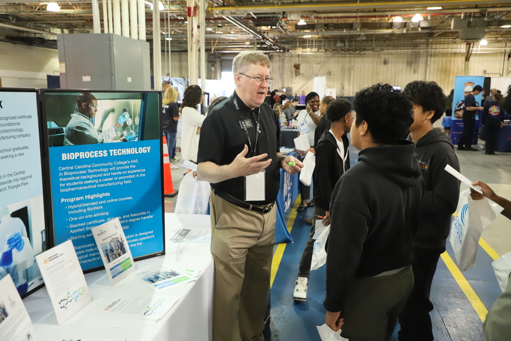 National Manufacturing Day Career Fair at CCCC