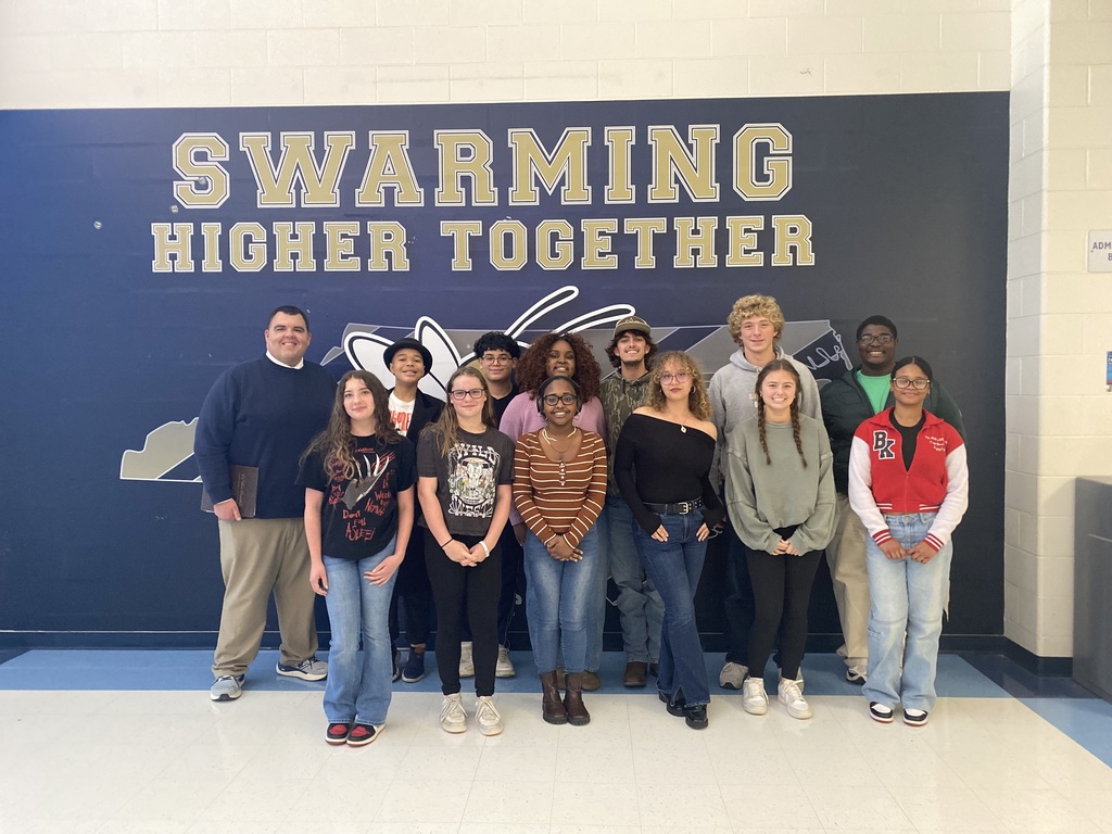 Student Advisory Group meets with Dr. Dossenbach