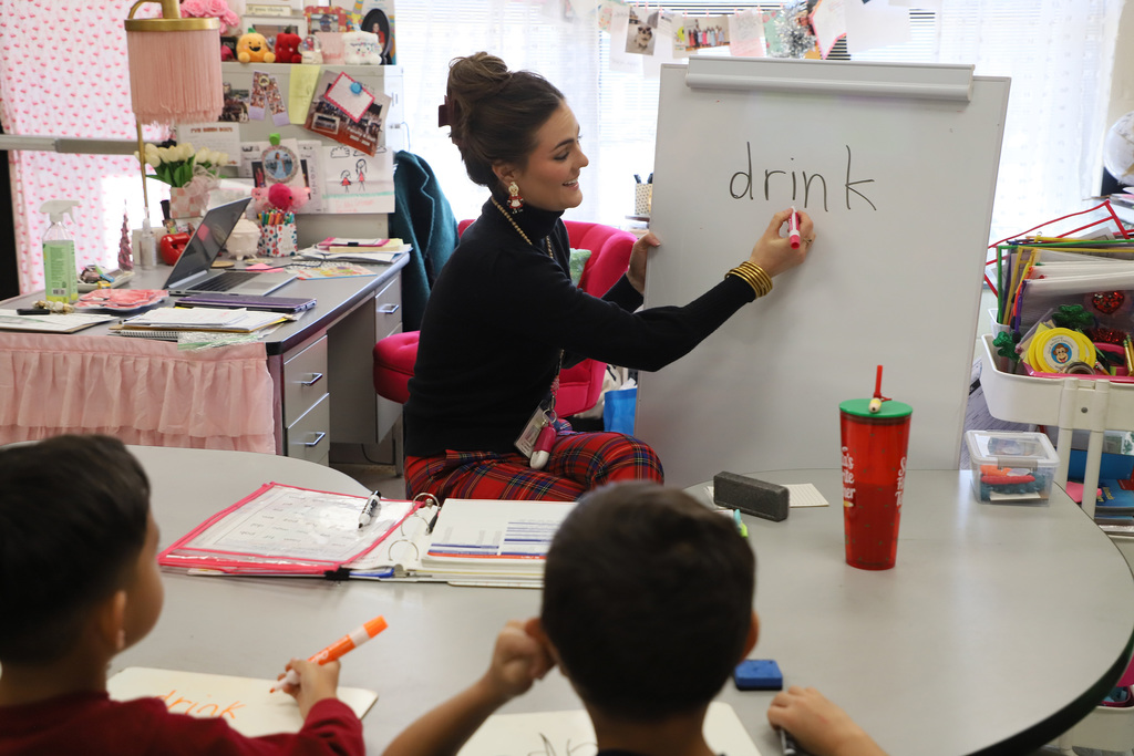 Students doing a phonetics lesson in First Grade at BT Bullock