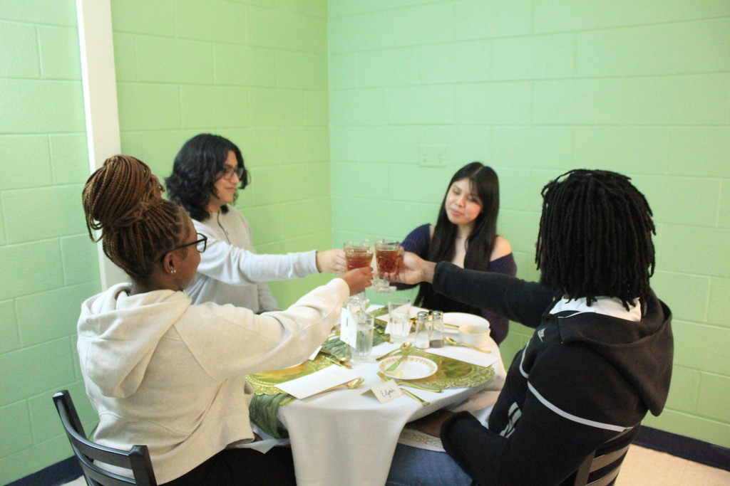 AVID Etiquette Lunch 2026